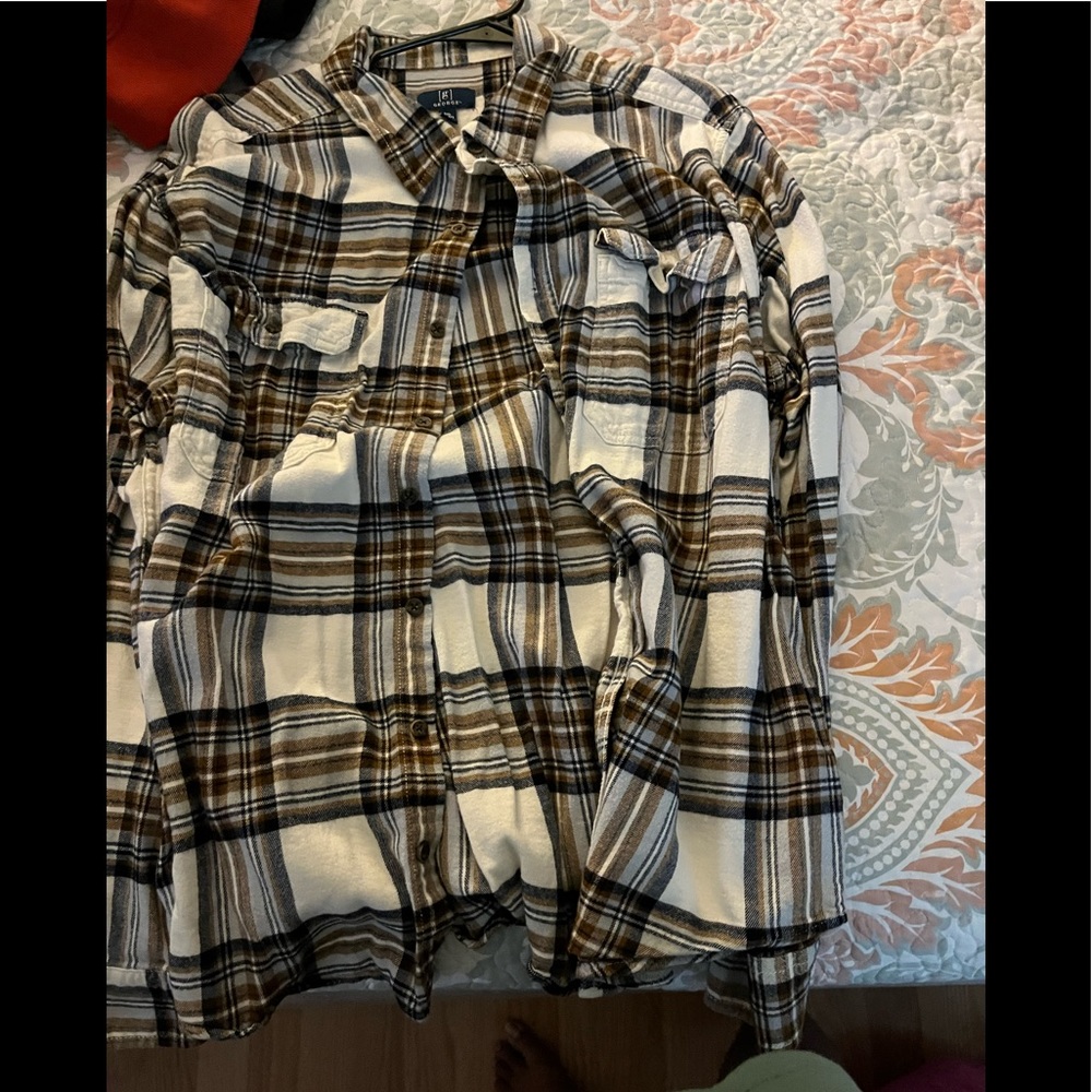 George button up shirt in the plad pattern in size 2xl